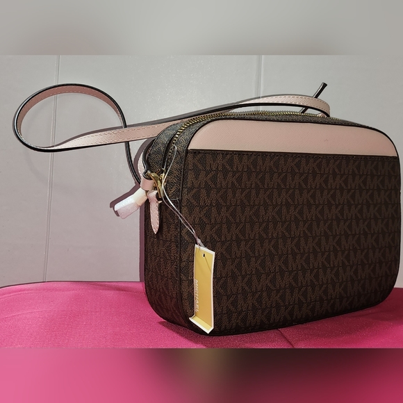 Michael Kors Jet Set Large Logo Crossbody Bag - Picture 3 of 7